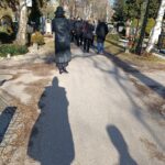 der letzte Weg am Friedhof